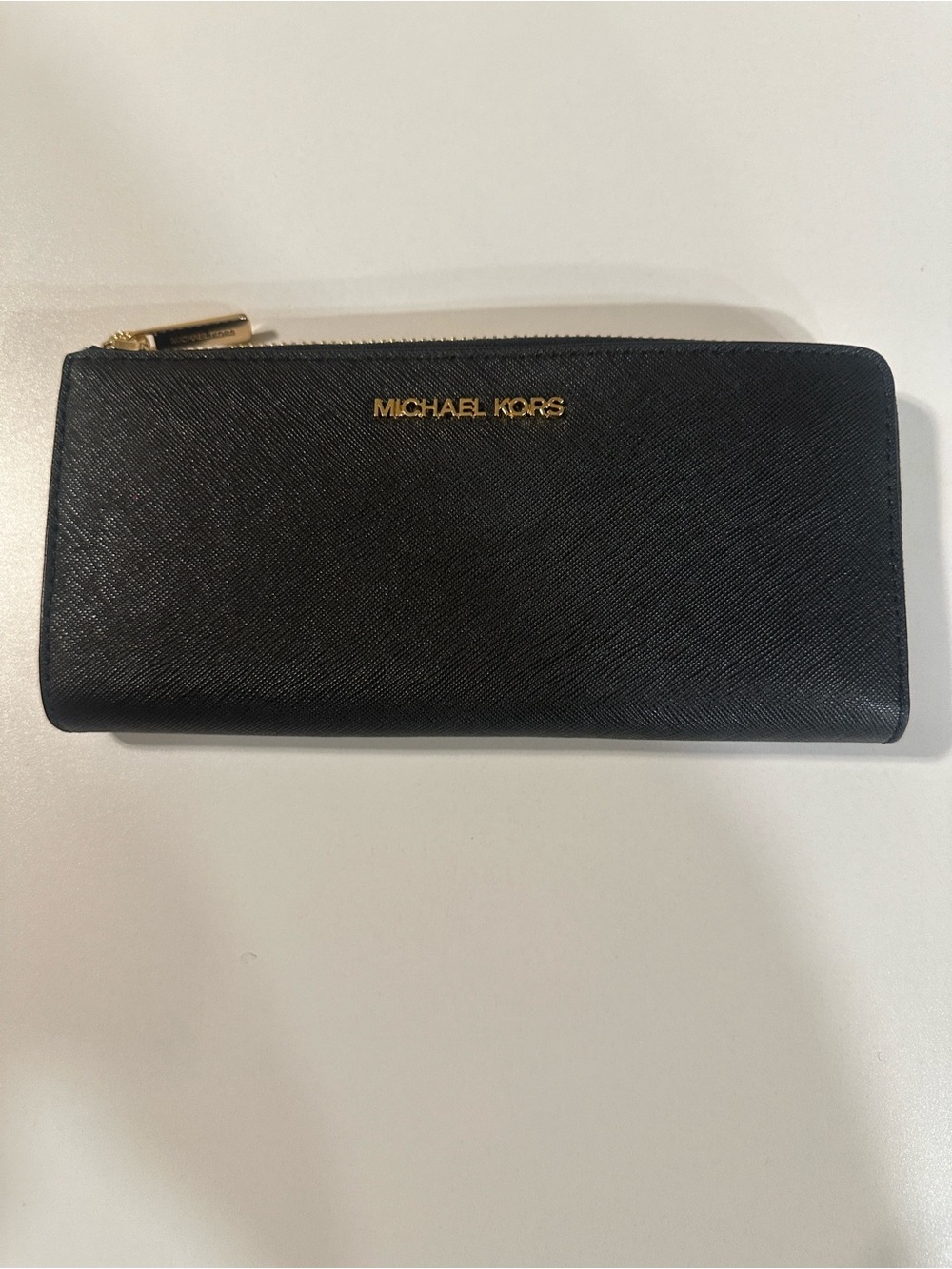 Michael Kors Black Zip-Around jet set travel Wallet with Gold Logo